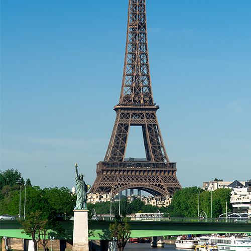 eiffel tower
