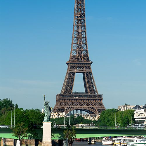 eiffel tower